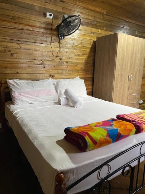 Camp Taveuni Hostel Matei Luaran gambar